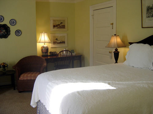 Carriage House Inn เอเกน ภายนอก รูปภาพ