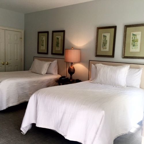 Carriage House Inn เอเกน ภายนอก รูปภาพ
