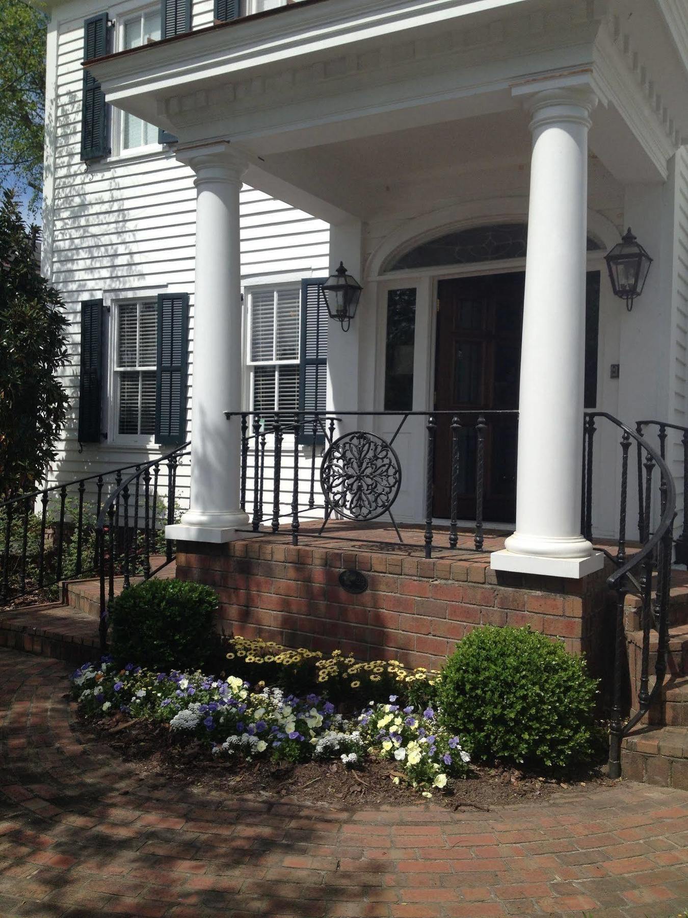 Carriage House Inn เอเกน ภายนอก รูปภาพ